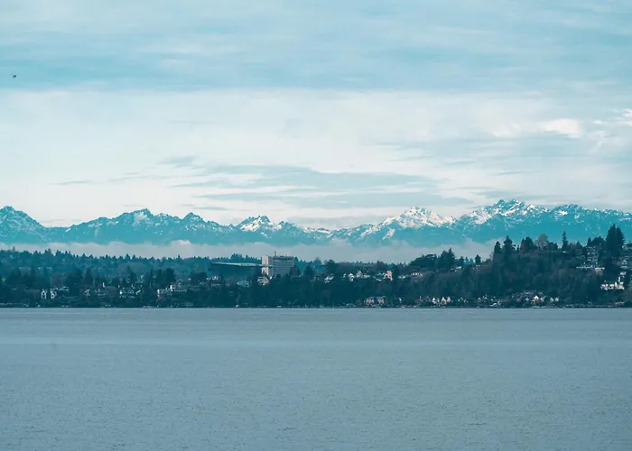 The Woodmark Hotel & Still Spa On Lake Washington